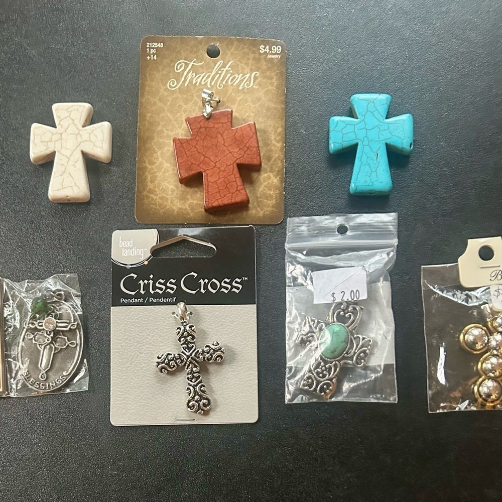 🔥BUY ONE GET ONE FREE! Cross & Faith Pendant Bundle | | Destash Lot🔥
